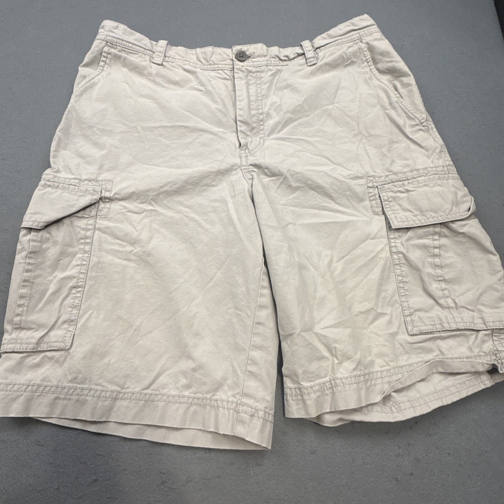 Izod Cargo Shorts MENS 34 TAN  Outdoor Side Pockets